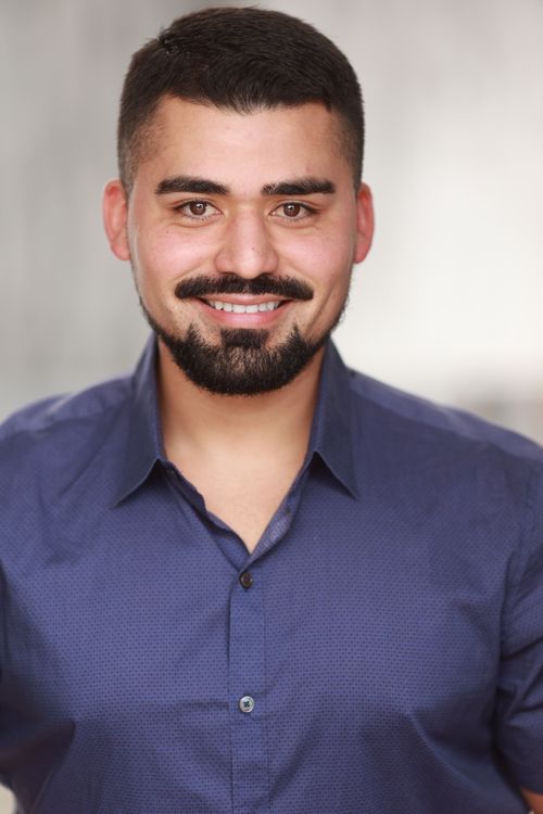 Marcus Lee — Front desk & first hellos